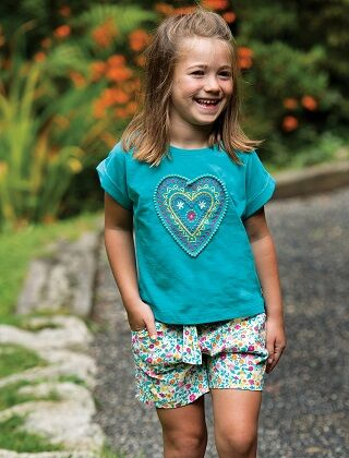 Tee's & Tops Tee's & Tops