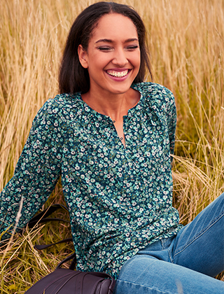 Tops & T-Shirts Tops & T-Shirts