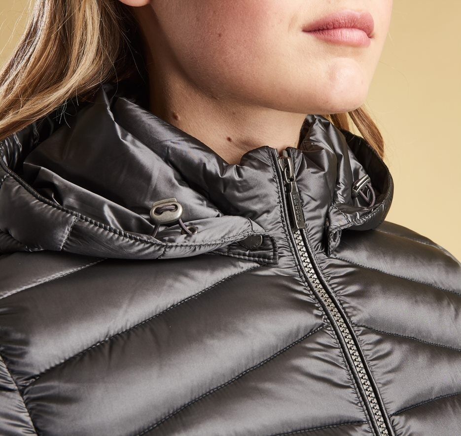 Barbour Ailith Quilt Ash Grey 2024 www.zsdolakova.cz