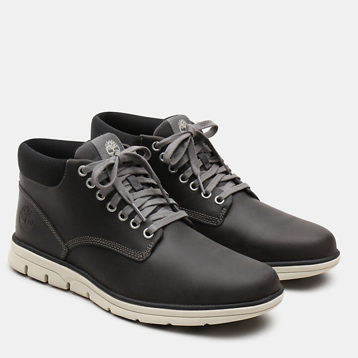 bradstreet chukka for men in dark grey