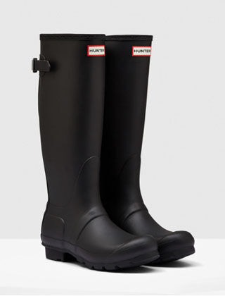 hunters wellies black