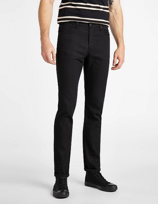 black rinse jeans